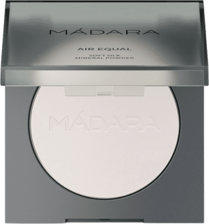 MÁDARA Organic Skincare AIR EQUAL Soft Silk Mineral Powder - 0 Translucent